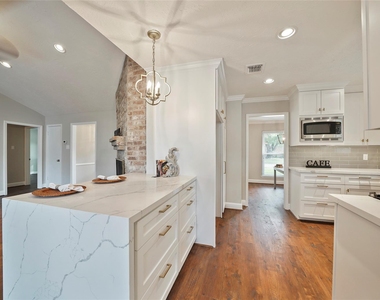 12866 Westmere - Photo Thumbnail 17