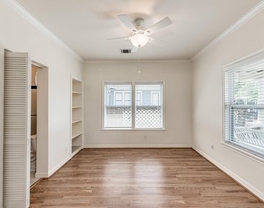 113 W 5th Street - Photo Thumbnail 17
