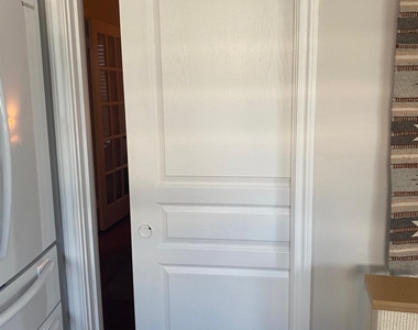113 W 5th Street - Photo Thumbnail 22