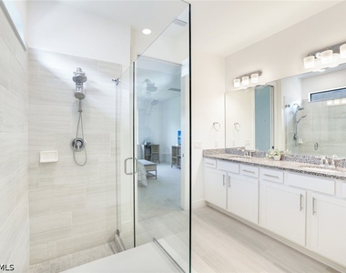 10439 Ventana Lane - Photo Thumbnail 14