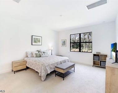 10439 Ventana Lane - Photo Thumbnail 11