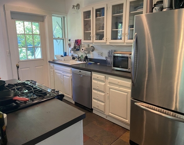 61 Manning - Photo Thumbnail 5