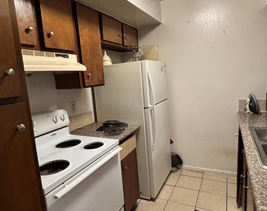 8417 Hearth Drive - Photo Thumbnail 5