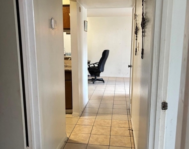 8417 Hearth Drive - Photo Thumbnail 12