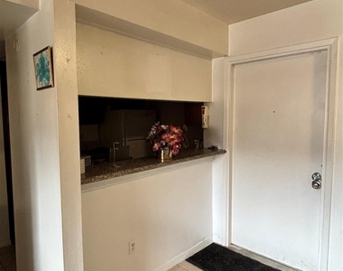 8417 Hearth Drive - Photo Thumbnail 4