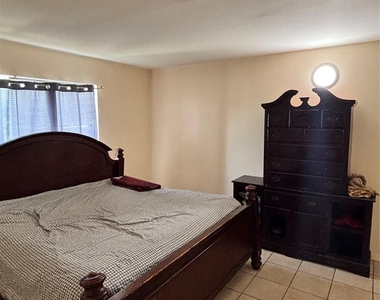 8417 Hearth Drive - Photo Thumbnail 10