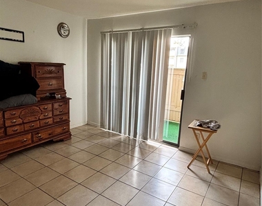 8417 Hearth Drive - Photo Thumbnail 8