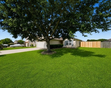 6906 Rambling Brook Lane - Photo Thumbnail 8