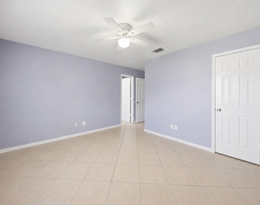 6906 Rambling Brook Lane - Photo Thumbnail 23