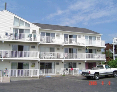 933 Ocean - Photo Thumbnail 1