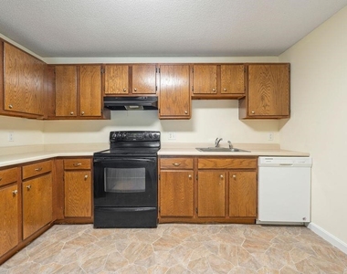 1703 White Cedar - Photo Thumbnail 8