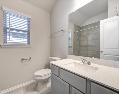 9515 Sierra Crest Lane - Photo Thumbnail 10