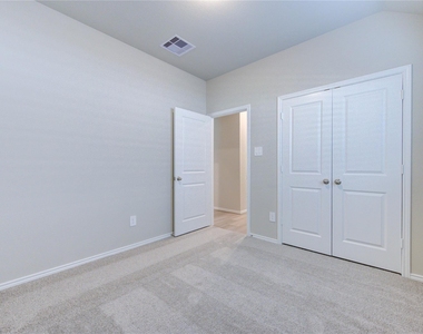 9515 Sierra Crest Lane - Photo Thumbnail 9