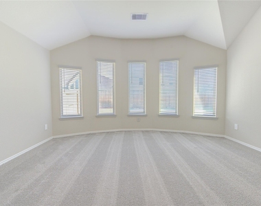 9515 Sierra Crest Lane - Photo Thumbnail 37