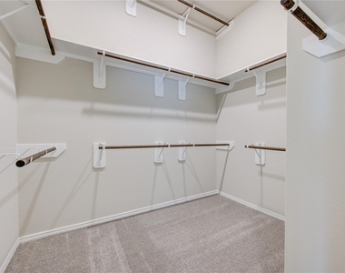 9515 Sierra Crest Lane - Photo Thumbnail 36