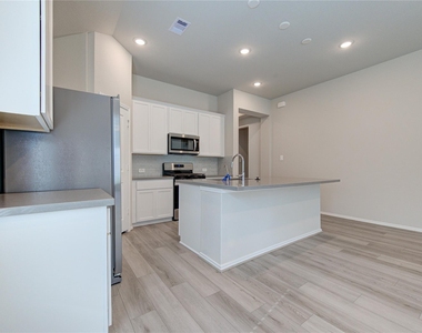 9515 Sierra Crest Lane - Photo Thumbnail 19