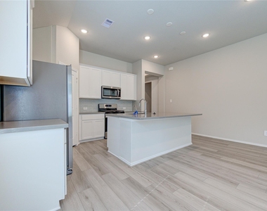 9515 Sierra Crest Lane - Photo Thumbnail 20
