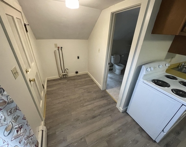49 East Center - Photo Thumbnail 6