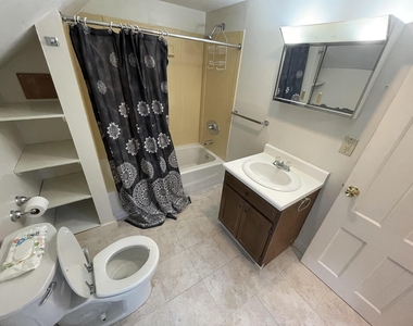 49 East Center - Photo Thumbnail 7