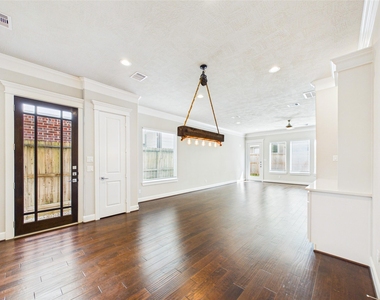 1414 Prince Street - Photo Thumbnail 11