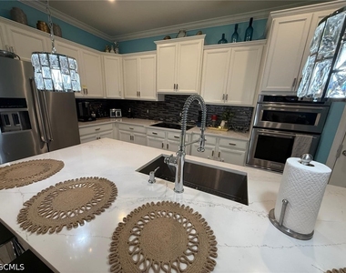 12963 Pemberton Way - Photo Thumbnail 25