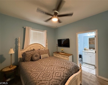 12963 Pemberton Way - Photo Thumbnail 30