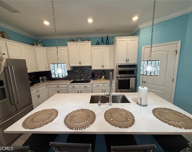 12963 Pemberton Way - Photo Thumbnail 24