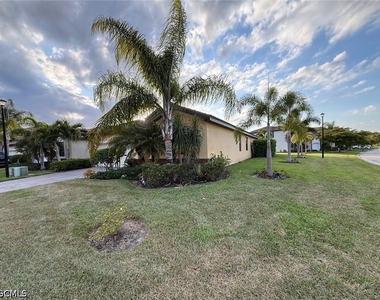 12963 Pemberton Way - Photo Thumbnail 3