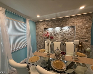 12963 Pemberton Way - Photo Thumbnail 17