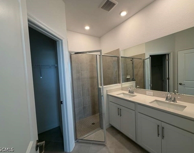 14793 Martingale Place - Photo Thumbnail 15
