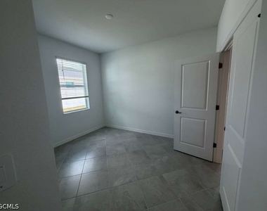 14793 Martingale Place - Photo Thumbnail 12