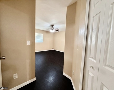 346 Bell Boulevard S - Photo Thumbnail 16