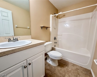 346 Bell Boulevard S - Photo Thumbnail 7