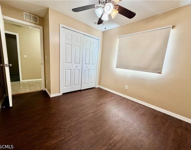 346 Bell Boulevard S - Photo Thumbnail 2