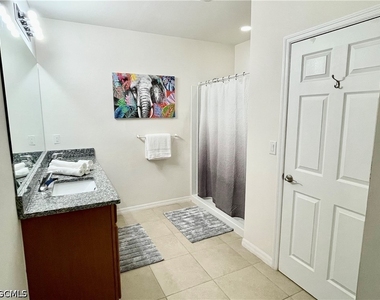 604 Sw 26th Street - Photo Thumbnail 16
