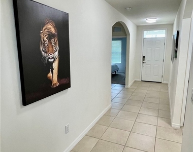 604 Sw 26th Street - Photo Thumbnail 2