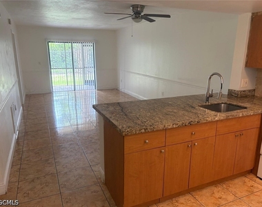 2700 Park Windsor Drive - Photo Thumbnail 3