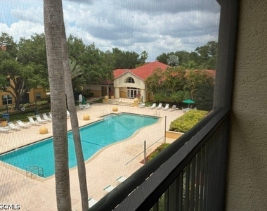 11571 Villa Grand - Photo Thumbnail 21