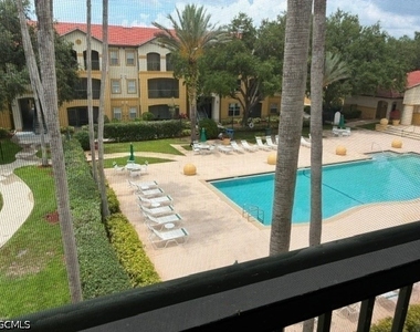 11571 Villa Grand - Photo Thumbnail 22