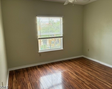 11571 Villa Grand - Photo Thumbnail 11