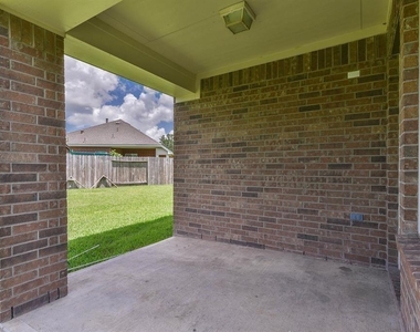 9018 Chicory Star Lane - Photo Thumbnail 25