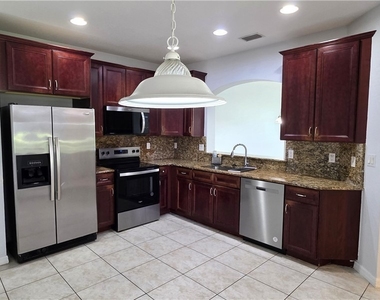 3345 Dandolo Circle - Photo Thumbnail 8