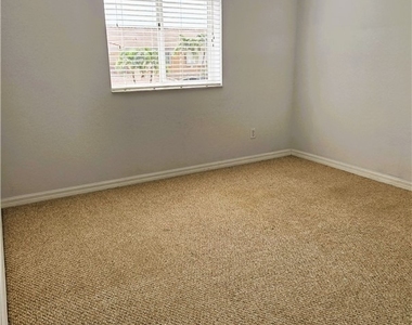 3345 Dandolo Circle - Photo Thumbnail 18