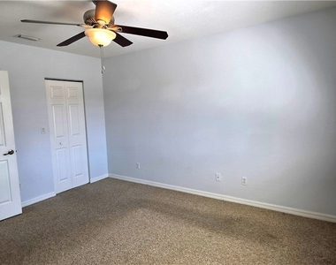 3345 Dandolo Circle - Photo Thumbnail 18