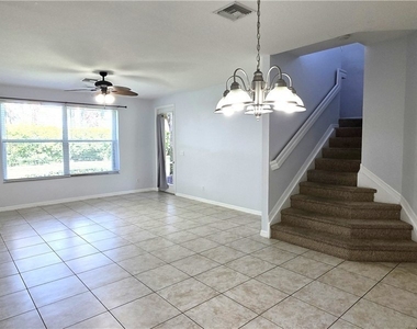 3345 Dandolo Circle - Photo Thumbnail 11