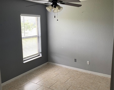 421 Nw 36th Avenue - Photo Thumbnail 12