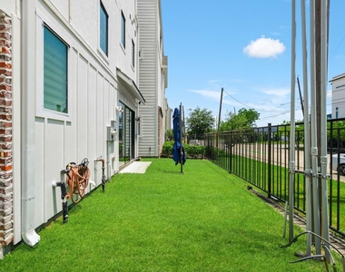 3314 Hutchins Street - Photo Thumbnail 17