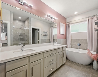 3314 Hutchins Street - Photo Thumbnail 13