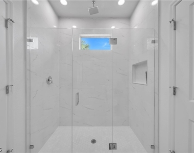 6007 Kumquat Circle - Photo Thumbnail 12