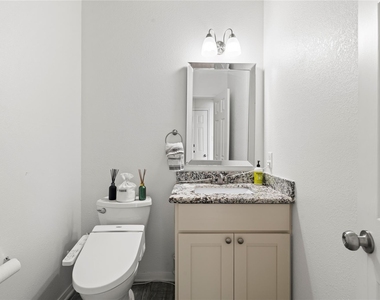 4710 Devonberry Lane - Photo Thumbnail 12